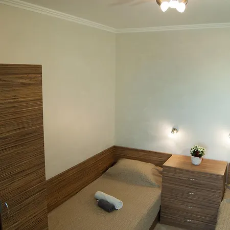 Apartment Primorsko Apartman Primorszko