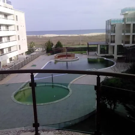 Apartment Primorsko * Πριμόρσκο